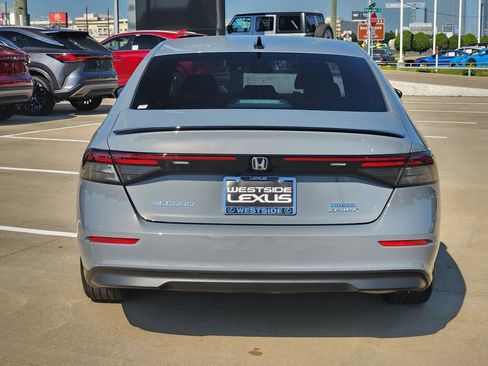 Used 2023 Honda Accord Sport image 6