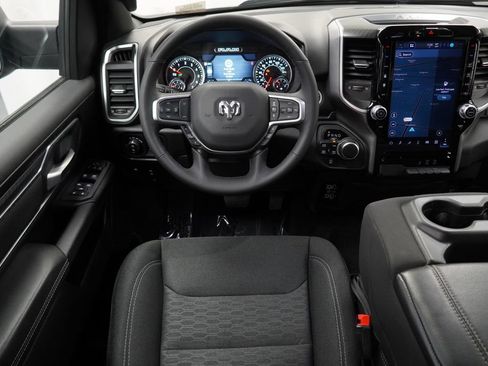 Used 2025 RAM 1500 Big Horn AWD/4WD image 21