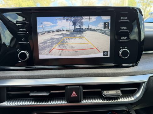 Used 2021 Kia K5 EX image 21