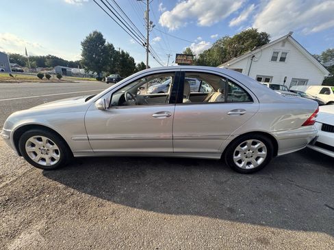 Used 2006 Mercedes-Benz C 280 4MATIC Sedan image 5