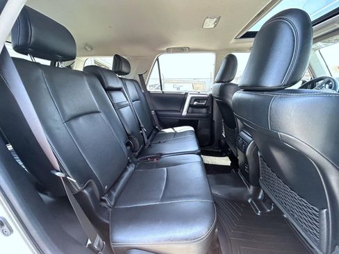 Used 2019 Toyota 4Runner Limited AWD/4WD image 19