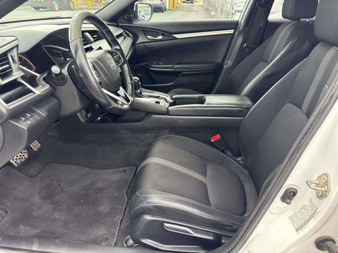 Used 2020 Honda Civic Sport image 7