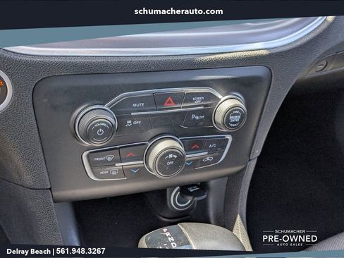 Certified 2022 Dodge Charger SXT RWD image 20