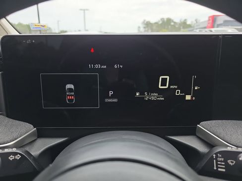 Used 2025 Nissan Kicks SV image 22