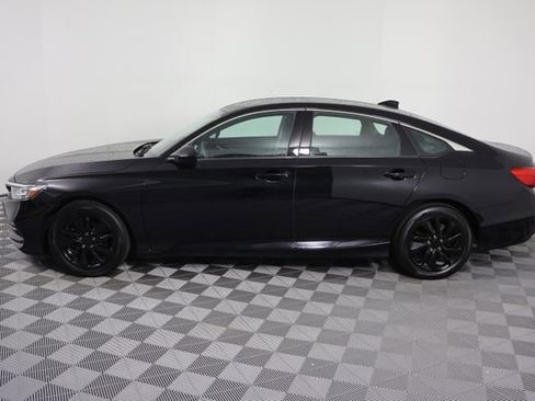 Used 2018 Honda Accord LX image 5