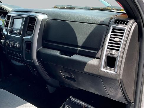 Used 2024 RAM 1500 Warlock RWD image 31