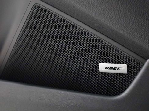 Certified 2025 Porsche 911 Carrera image 17