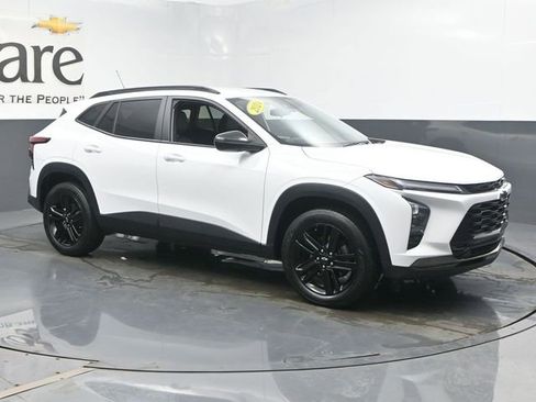 Used 2024 Chevrolet Trax ACTIV image 6