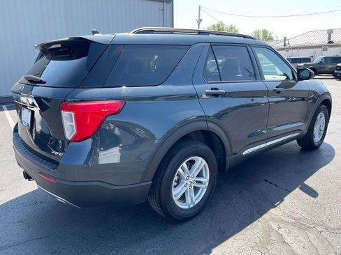 Used 2023 Ford Explorer XLT w/ Equipment Group 202A AWD/4WD image 3