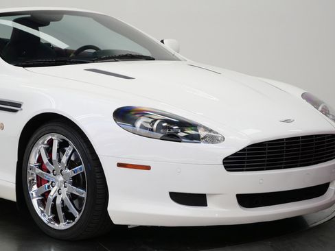 Used 2008 Aston Martin DB9 Volante RWD image 40
