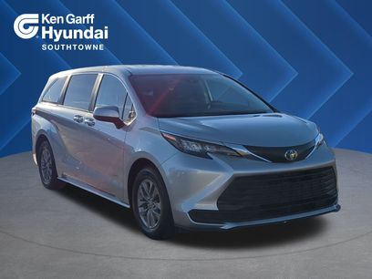 Used 2024 Toyota Sienna LE