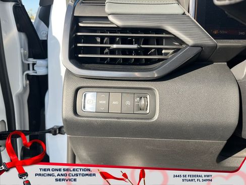 New 2026 GMC Acadia AT4 w/ Luxury Package image 25