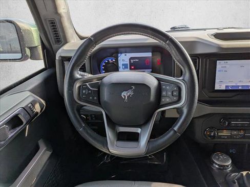 Used 2022 Ford Bronco Black Diamond image 26