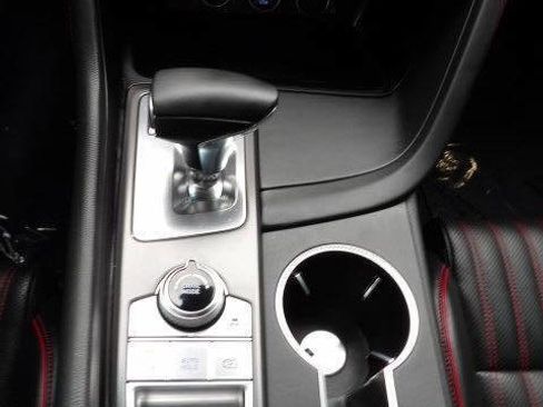 Used 2024 Genesis G70 2.5T w/ Sport Prestige Package image 18