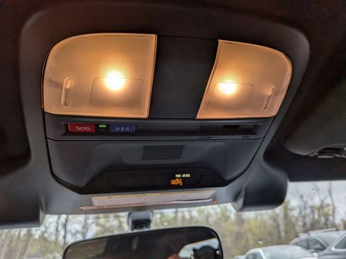 Used 2025 Toyota GR86 w/ ALL Weather Mat Package (TMS) RWD image 15