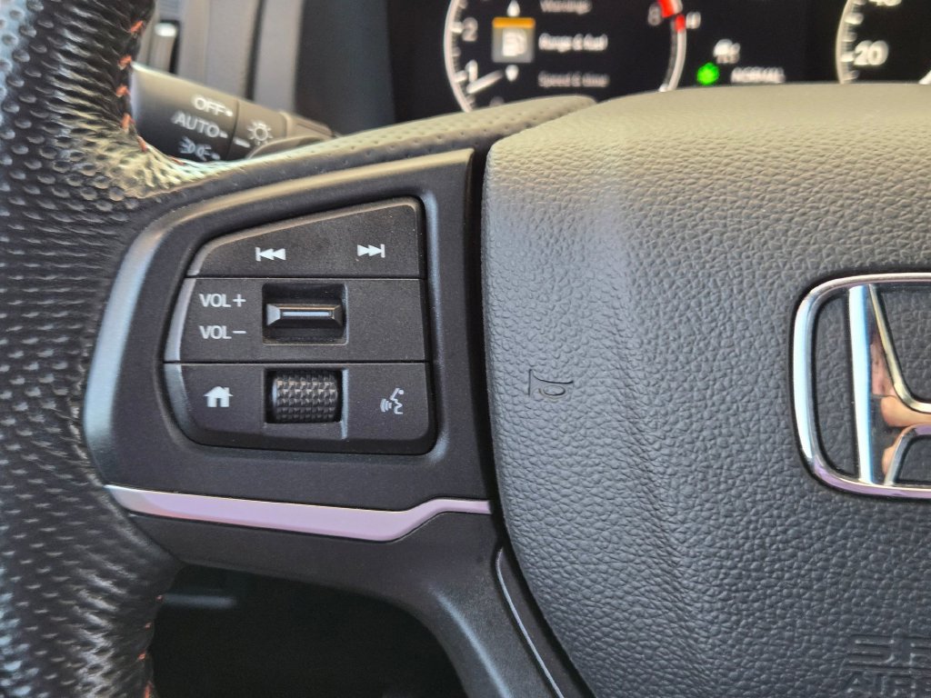 Used 2025 Honda Ridgeline TrailSport image 21