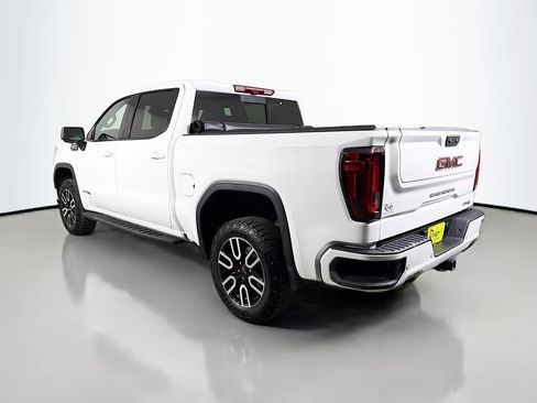 Used 2025 GMC Sierra 1500 AT4 w/ AT4 Premium Package AWD/4WD image 8