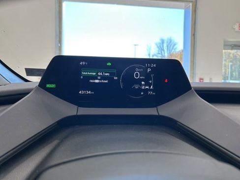 Certified 2023 Toyota Prius XLE image 12