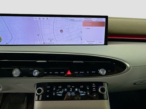 Certified 2026 Genesis GV70 2.5T Advanced AWD/4WD image 12