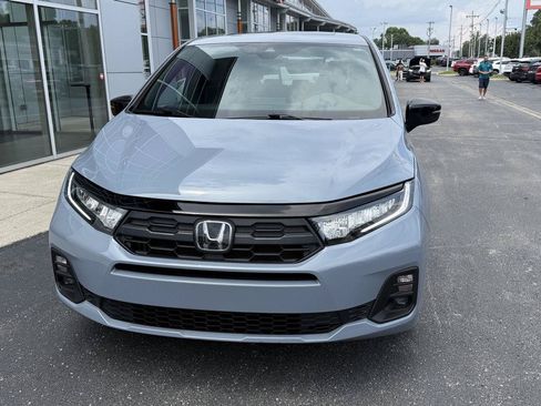 Used 2025 Honda Odyssey Sport-L image 4