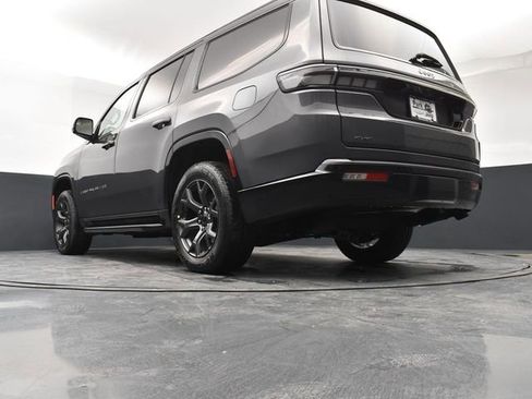 New 2026 Jeep Grand Wagoneer Limited w/ 8-Passenger Seating Package image 22