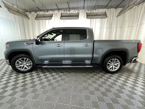Certified 2022 GMC Sierra 1500 SLT w/ SLT Premium Package AWD/4WD image 18