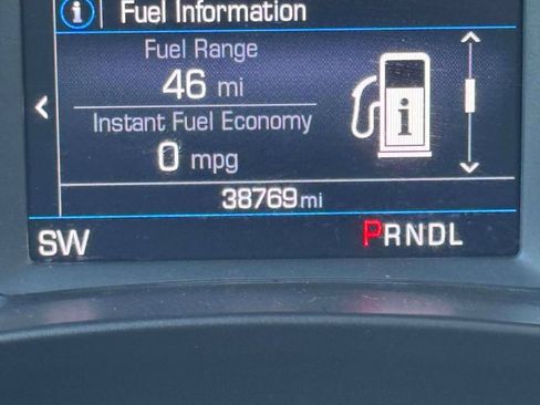 Used 2023 Chevrolet Equinox RS AWD/4WD image 28