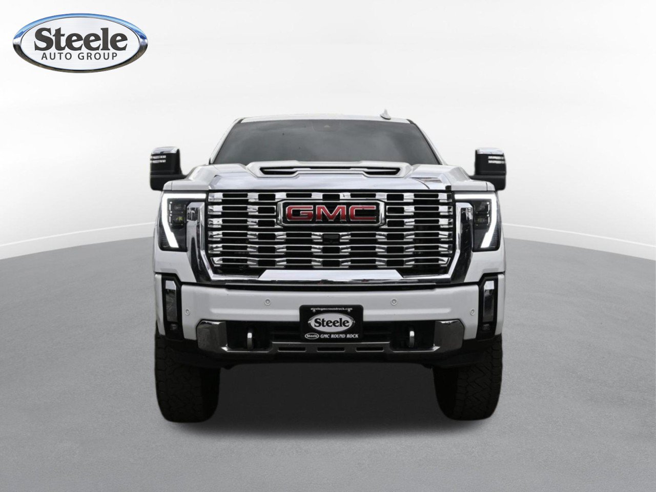 Used 2025 GMC Sierra 2500 Denali w/ Technology Package AWD/4WD image 2