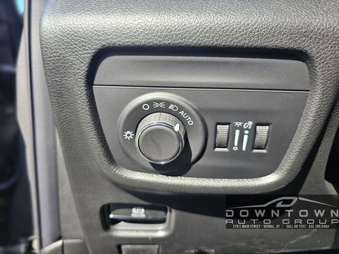 New 2026 Jeep Grand Cherokee Altitude AWD/4WD image 18