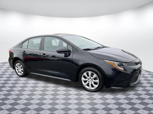 Used 2024 Toyota Corolla LE image 1