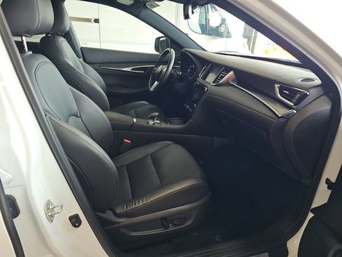 Certified 2023 INFINITI QX55 Luxe w/ Cargo Package AWD/4WD image 5