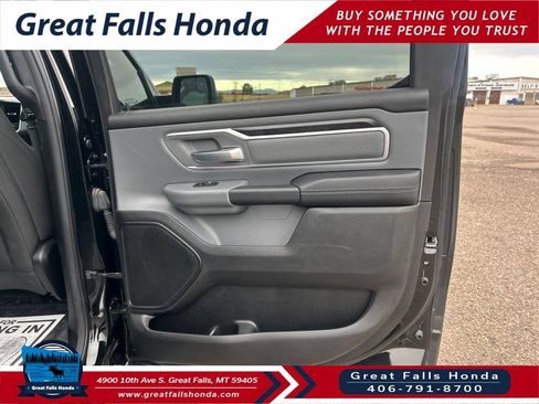 Used 2022 RAM 1500 Big Horn AWD/4WD image 24