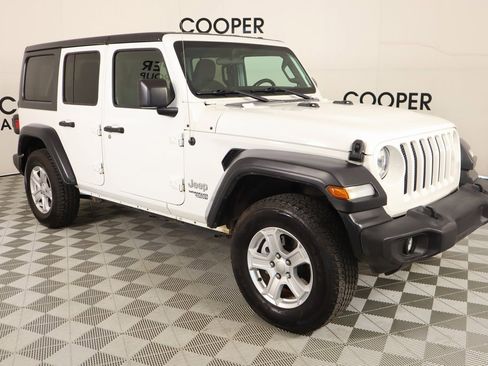 Used 2020 Jeep Wrangler Unlimited Sport S image 1