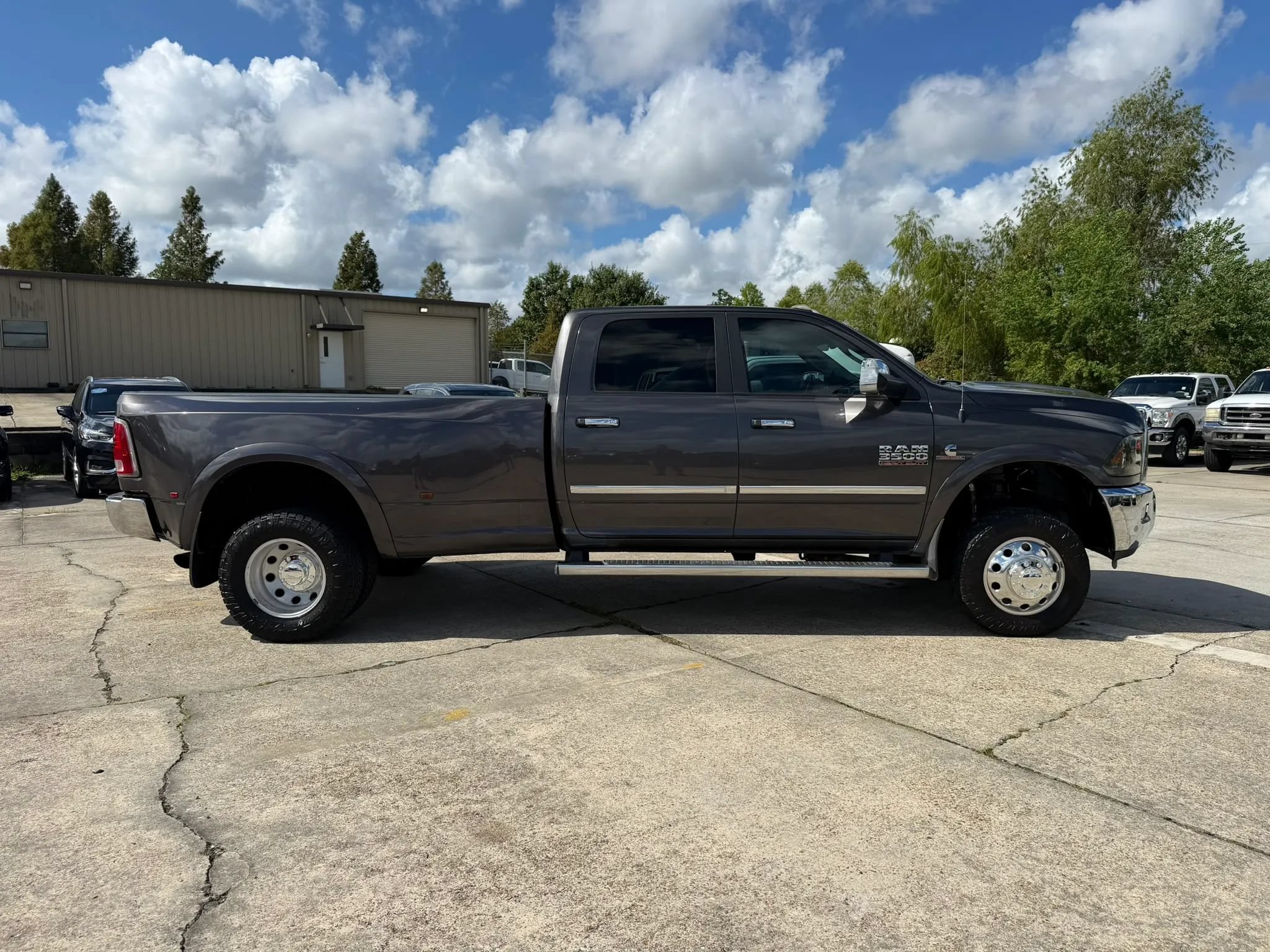 Used 2018 RAM 3500 Laramie AWD/4WD image 7