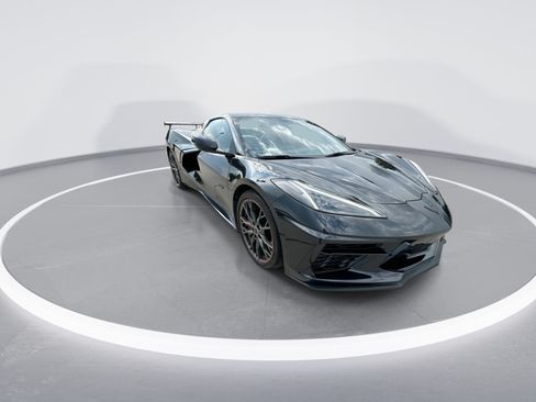 Used 2023 Chevrolet Corvette Stingray Premium Conv w/ Z51 Performance Package RWD image 2