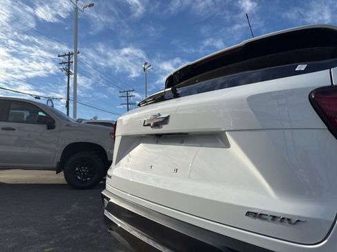 New 2026 Chevrolet Trax ACTIV w/ Sunroof Package image 31