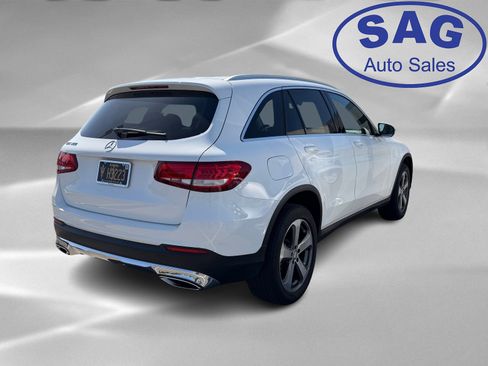 Used 2017 Mercedes-Benz GLC 300 image 3