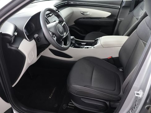 Certified 2024 Hyundai Tucson SE AWD/4WD image 16