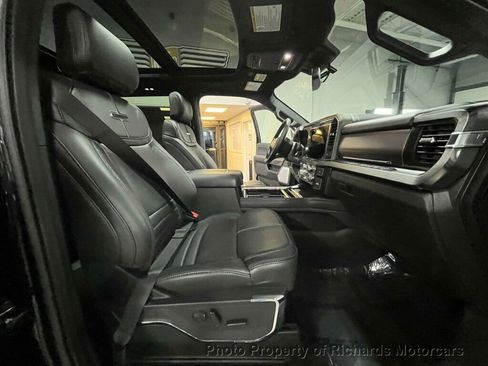 Used 2026 Ford F250 Platinum w/ FX4 Off-Road Package image 28