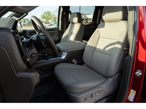 New 2026 GMC Sierra 1500 SLT w/ SLT Premium Plus Package image 12