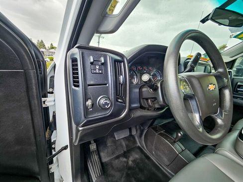 Used 2017 Chevrolet Silverado 2500 W/T AWD/4WD image 20