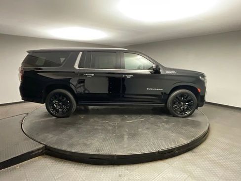 Certified 2023 Chevrolet Suburban High Country w/ LPO, Illumination Package image 9