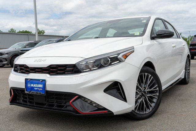 Used 2023 Kia Forte GT-Line w/ GT-Line Premium Package FWD image 1
