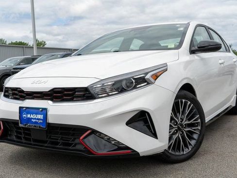 Used 2023 Kia Forte GT-Line w/ GT-Line Premium Package FWD image 1