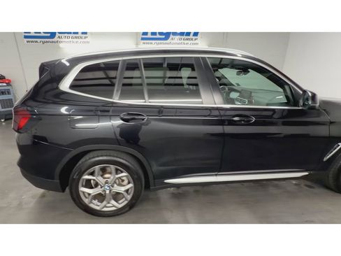 Used 2024 BMW X3 sDrive30i w/ Convenience Package RWD image 9