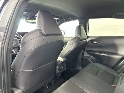 Used 2024 Toyota Venza Limited image 24