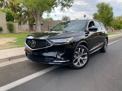 Used 2024 Acura MDX SH-AWD w/ Technology Package image 4
