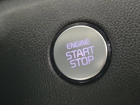 Certified 2023 Kia Sorento S FWD image 29