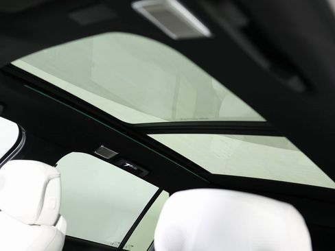 Used 2026 Cadillac Vistiq Sport image 37