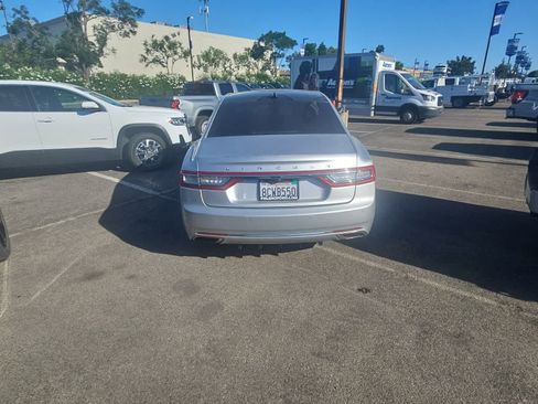 Used 2018 Lincoln Continental Select FWD image 7